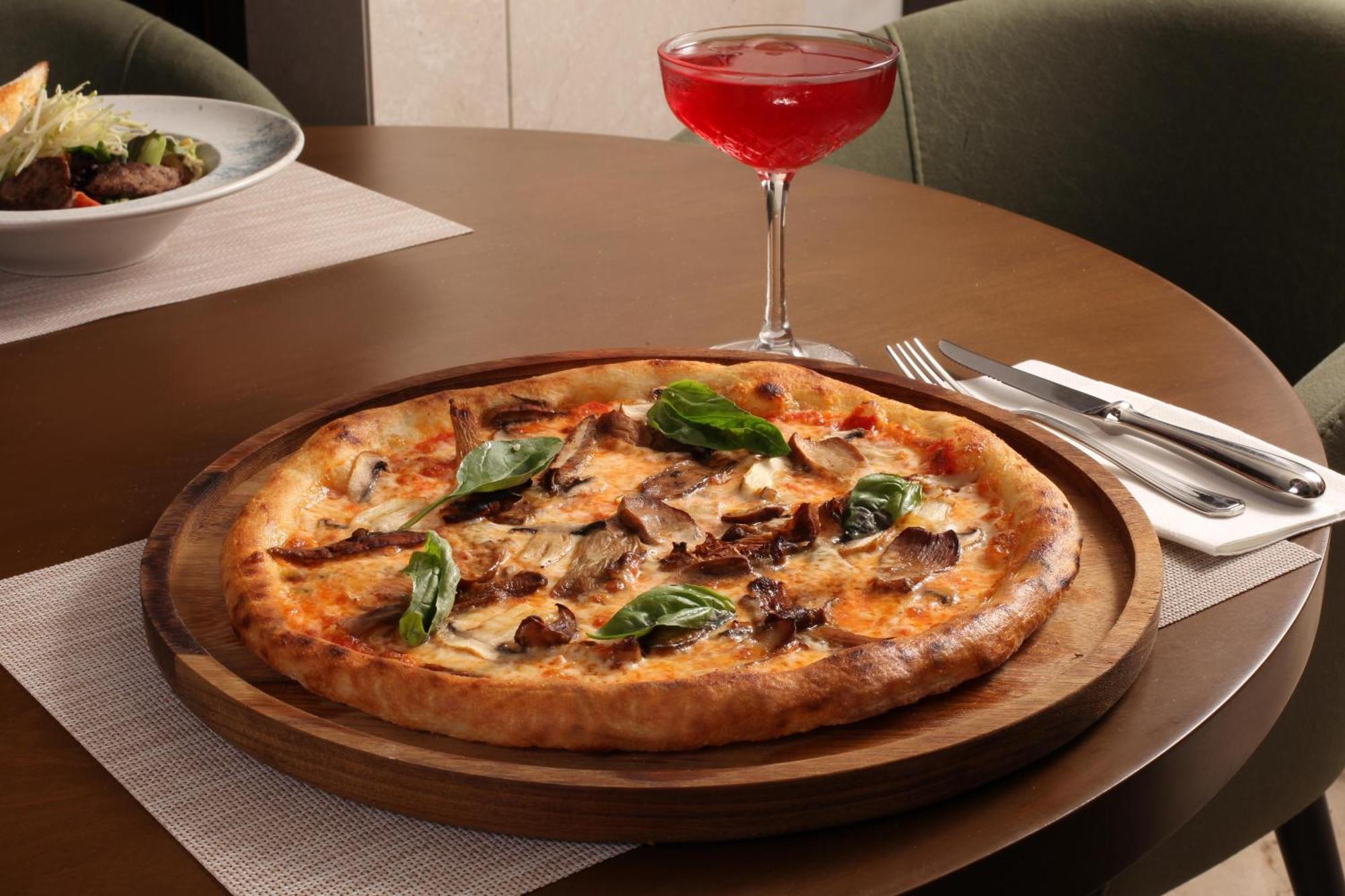 Bentley Hotel Bosphorus - Special Class Provincia di Provincia di Istanbul Esterno foto Pizza with wine