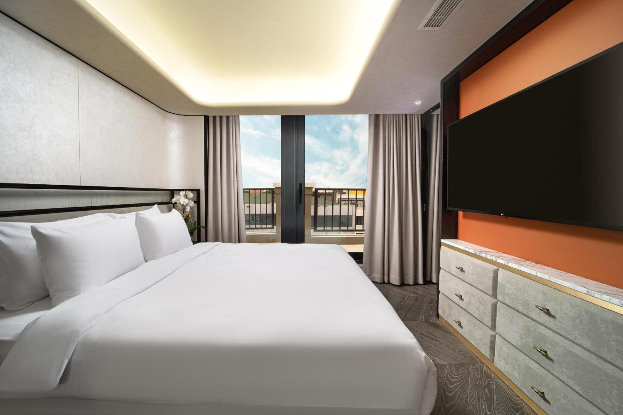 Bentley Hotel Bosphorus - Special Class Provincia di Provincia di Istanbul Esterno foto A bedroom at the hotel